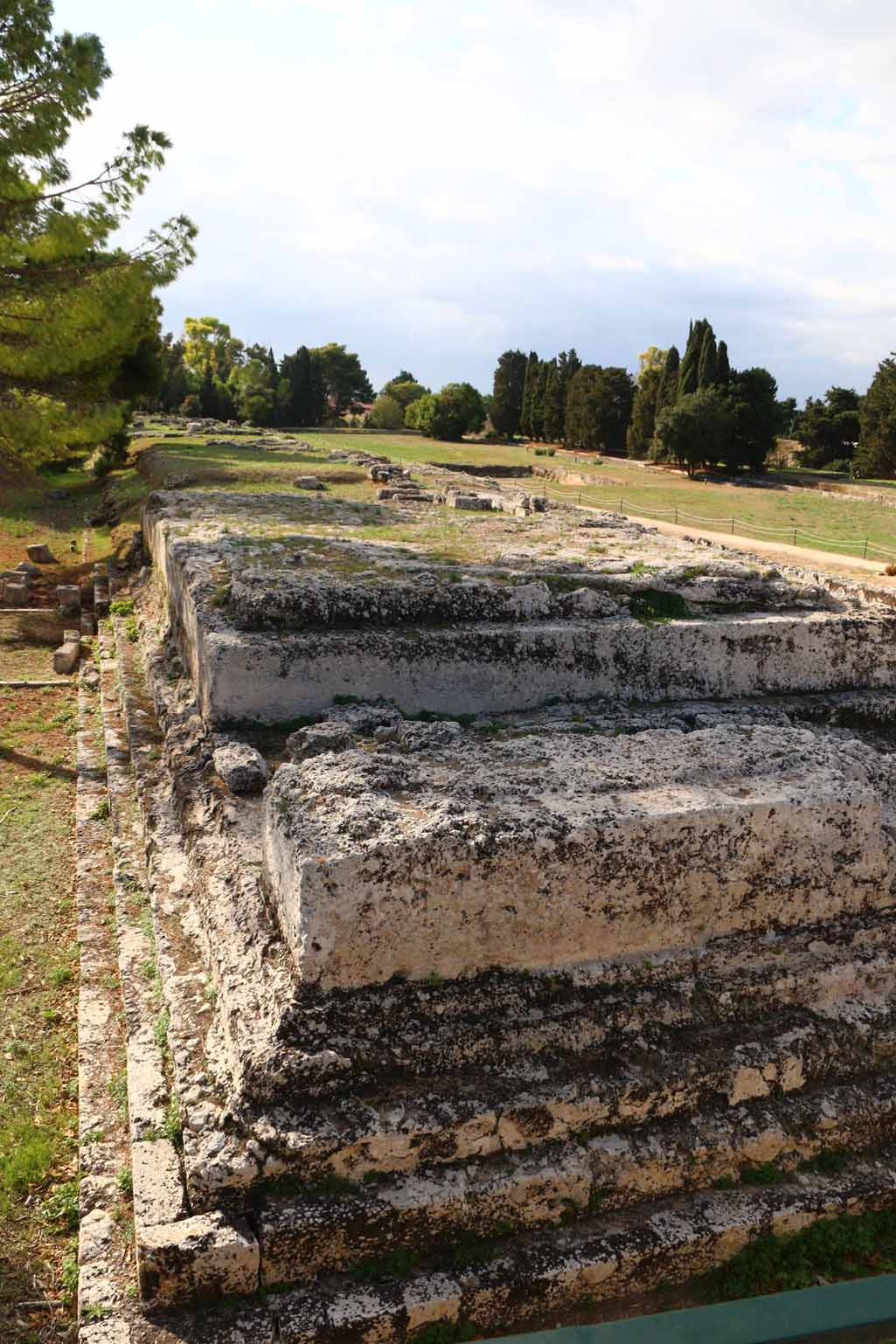 GREEK ALTAR