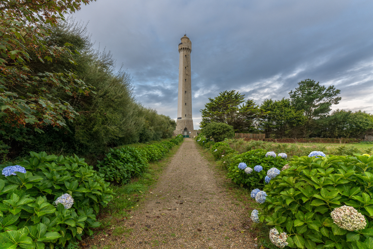 Le phare de Trzien