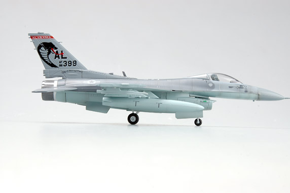Easy Model 1//72 USAF F-16C 187th FW 88-0399-AL Plastic Fighter Model #37129