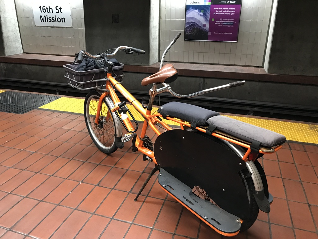 Yuba Mundo Classic - BART platform at 16th St. Mission