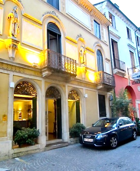 Vicenza,  our hotel Albergo Due Mori