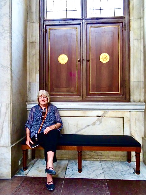 Quiet spot, Royal Palace