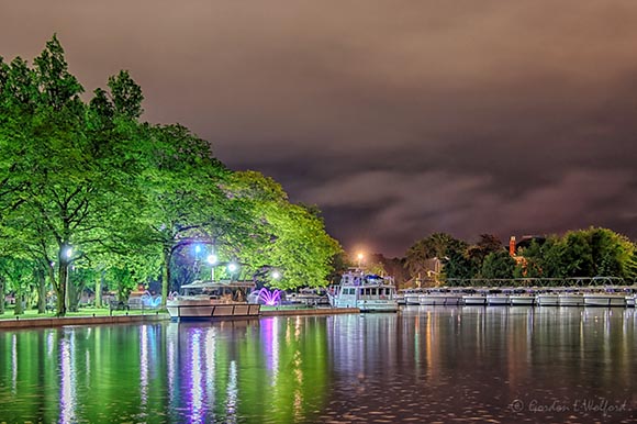 Victoria Basin At Night 90D24427-31