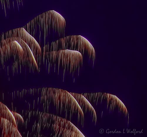 Canada Day 2022 Fireworks 90D28071 (crop)