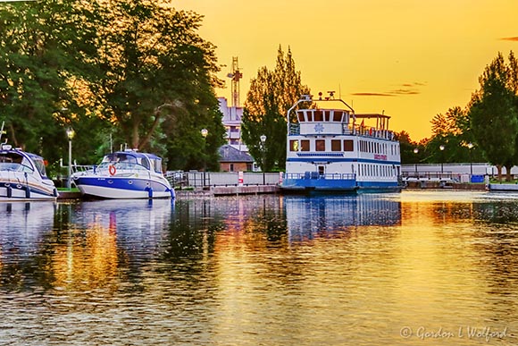 Kawartha Voyageur At Dawn 90D30508-12