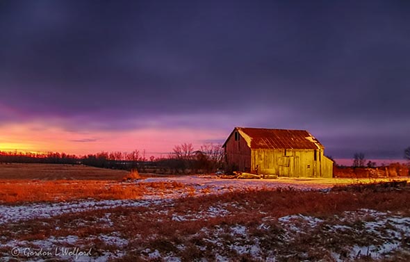 Old Barn At Dawn 90D47476-80