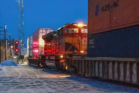 KCS 4092 Mid-DPU Westbound At Dawn 90D60224