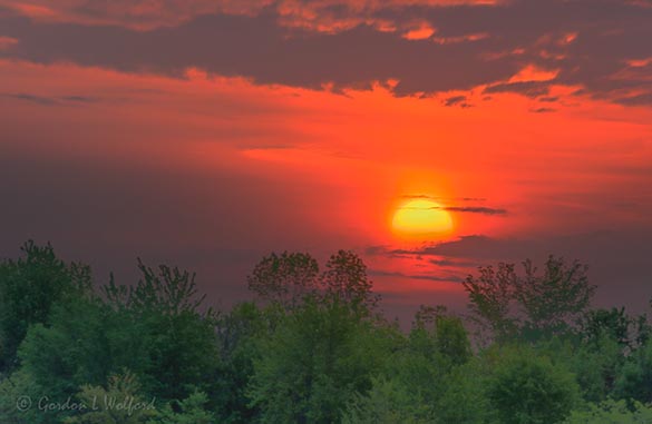 Clouded Sunrise 90D65810-4