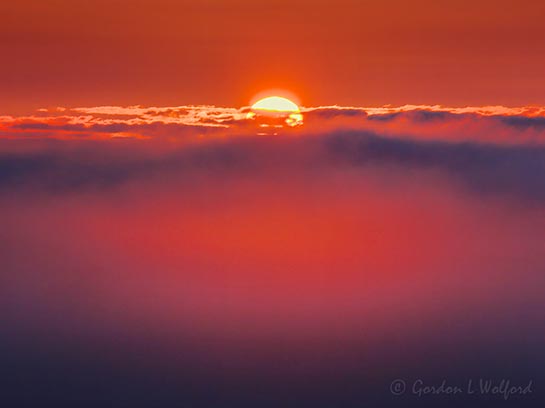 Sunrise Beyond Fog 90D69566