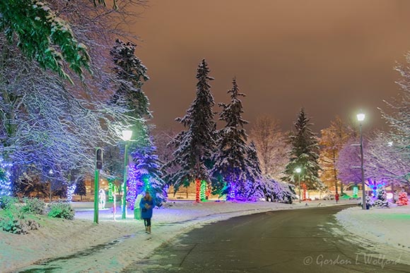 2023-4 Celebration of Lights 90D95865