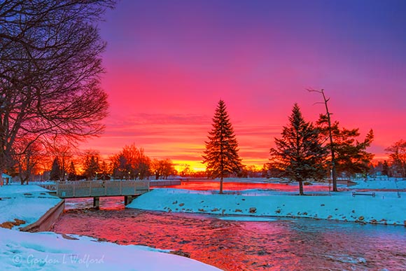 Red Sky Sunrise Beyond Turtle Island 90D102637