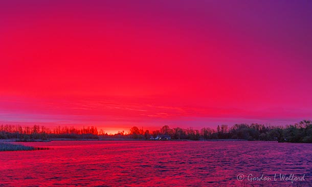 Red Sky Morning 90D110930