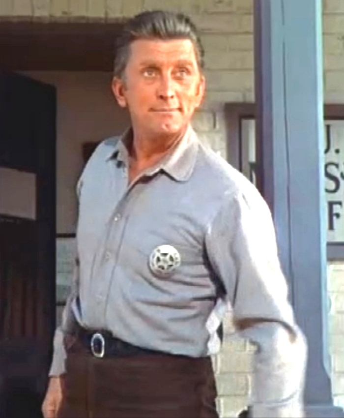 <strong>Kirk Douglas</strong>