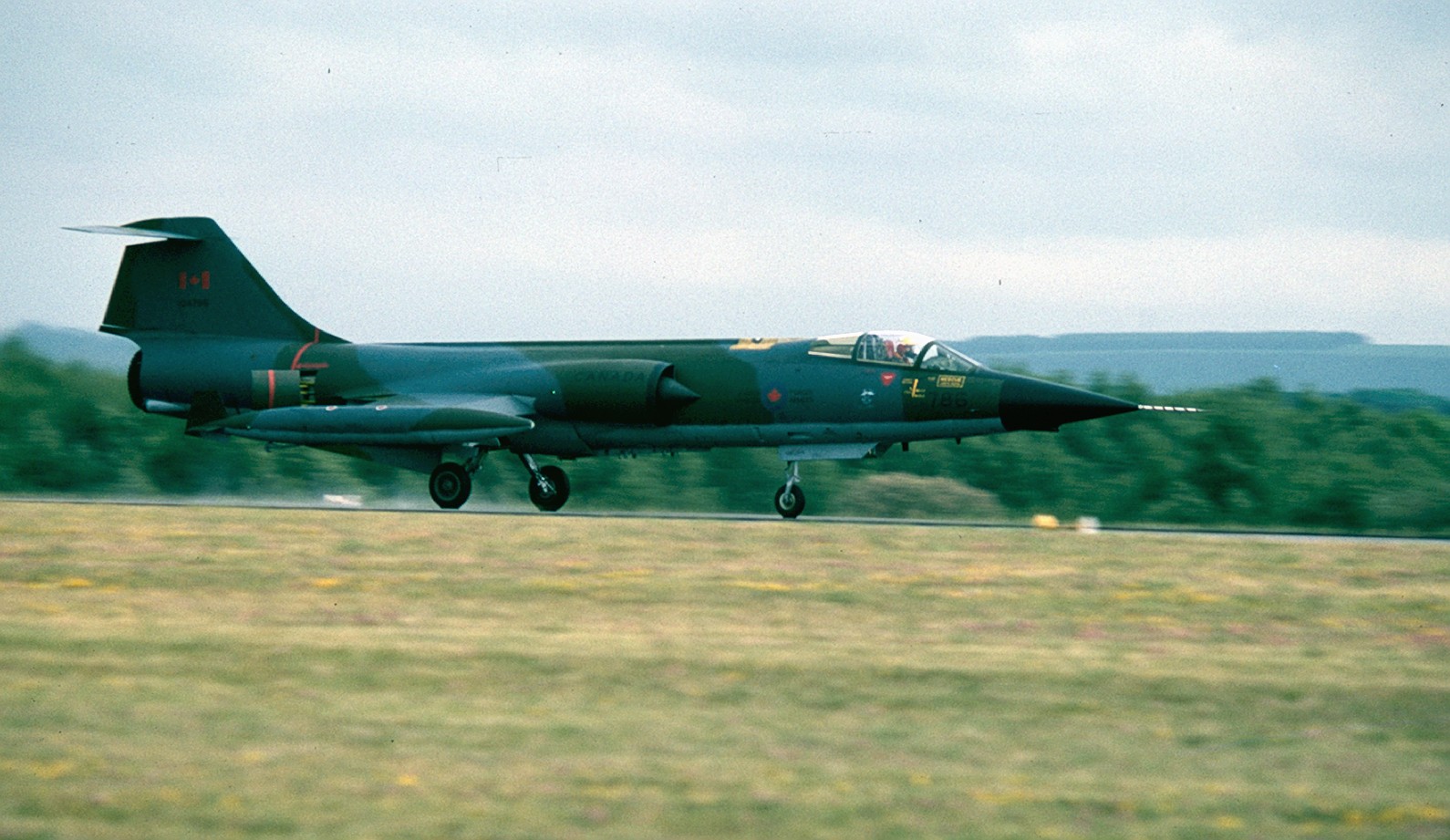 CAF CF-104 104786.jpg
