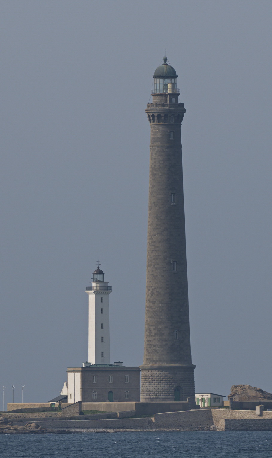 Les deux phares de lIle Vierge