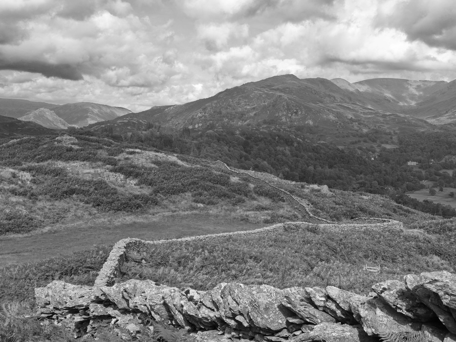 Dry stone walls BW