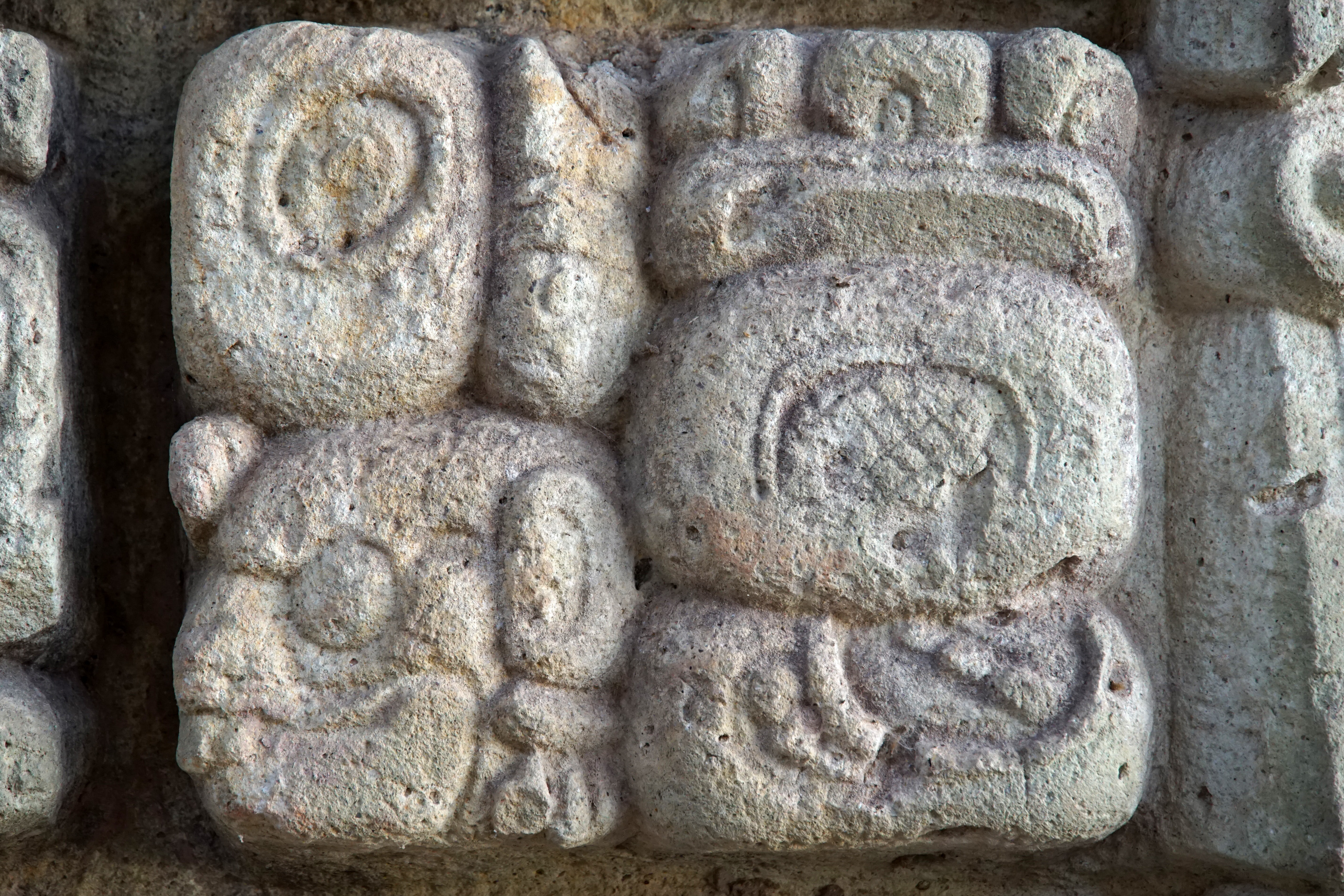 few glyphs in good condition