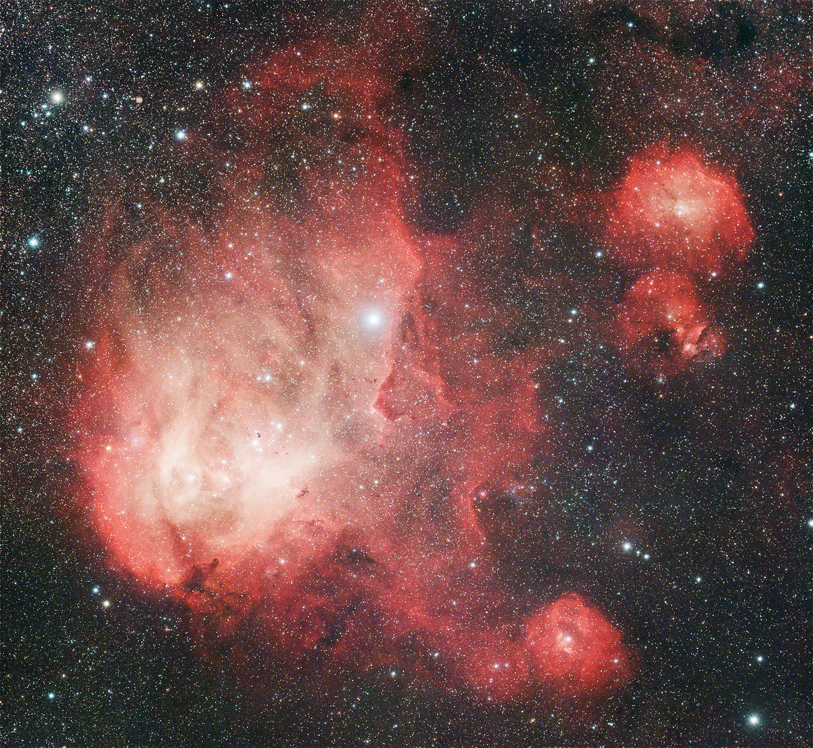 Lambda Centauri Nebula - IC 2944 (Running chicken)