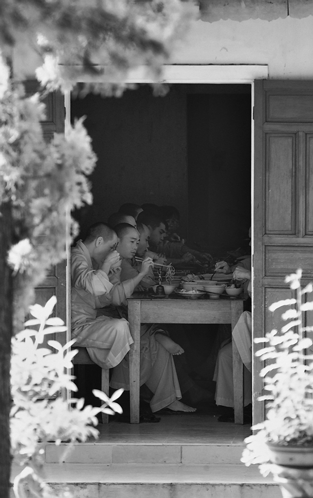 Buddhist Monks Hue Vietnam.JPG