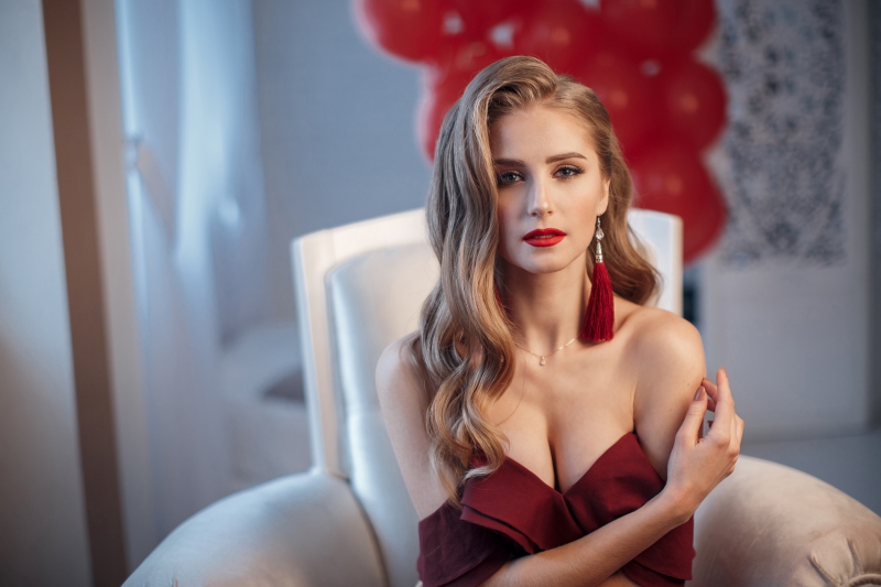 How Can You Successfully Date a High-Class Escort?