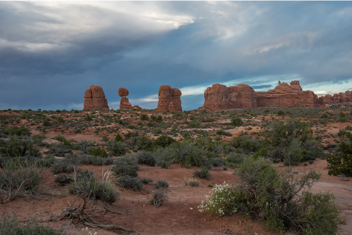 20190505_Arches_2061-HDR.jpg