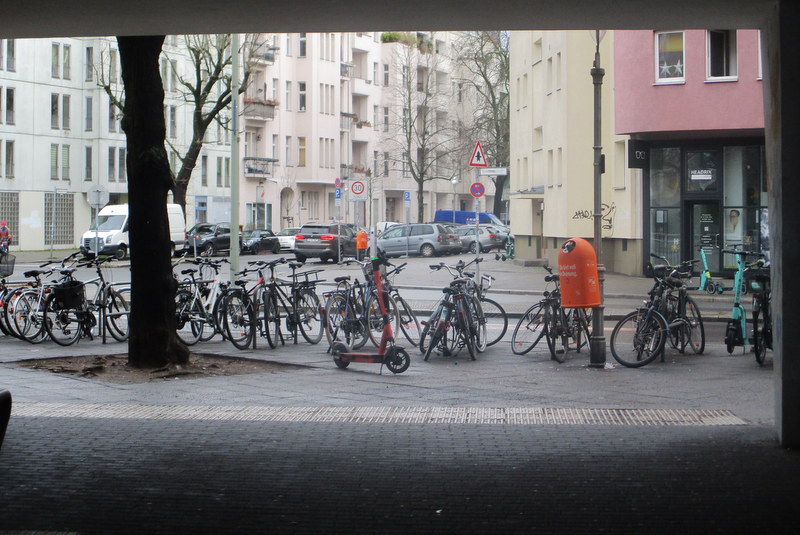 FAHRRAD - PARK AND RIDE IMG_0494.JPG