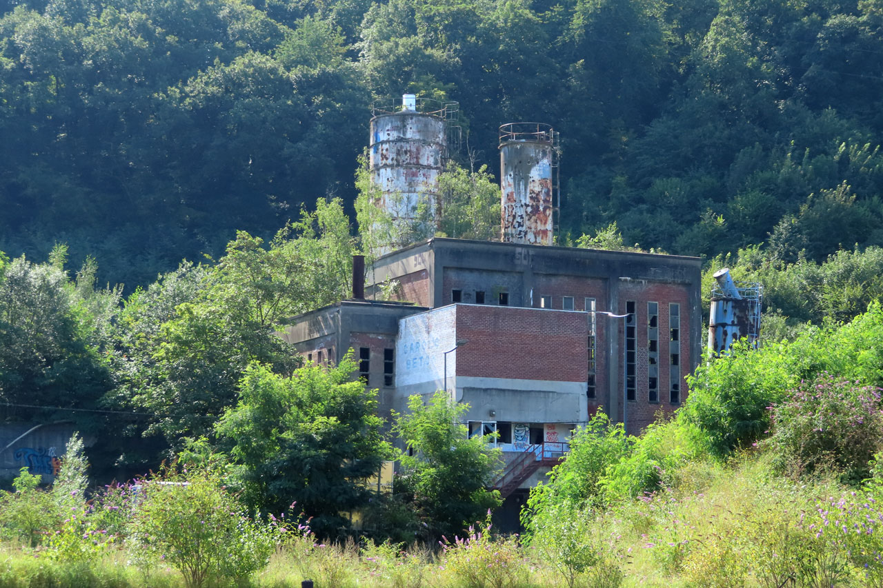 along the river Sambre