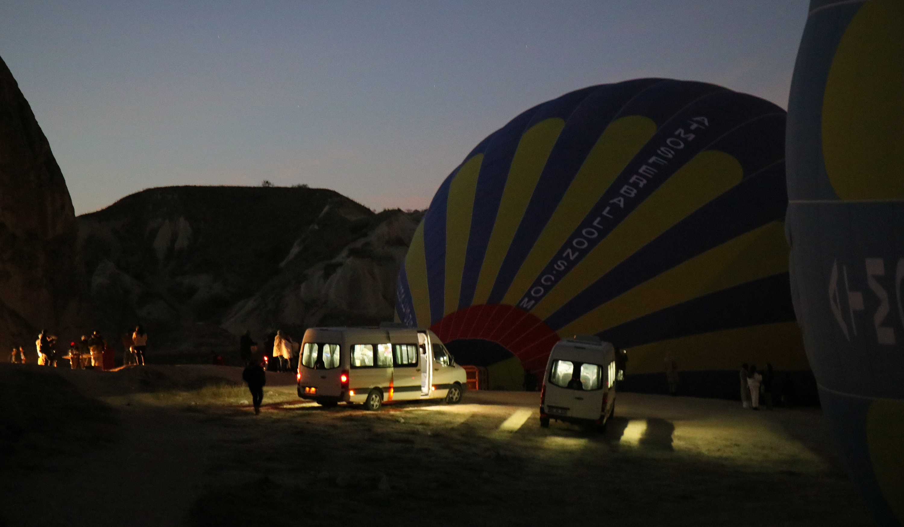 Hot Air Balloon set up - Atmosfer Balloon