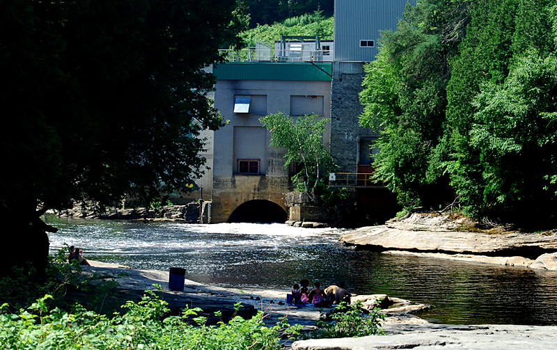 La rivire Jacques Cartier  Pont Rouge