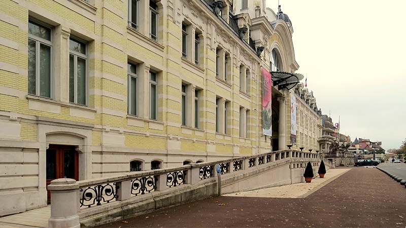 Palais Lumire ,vian-les-Bains 