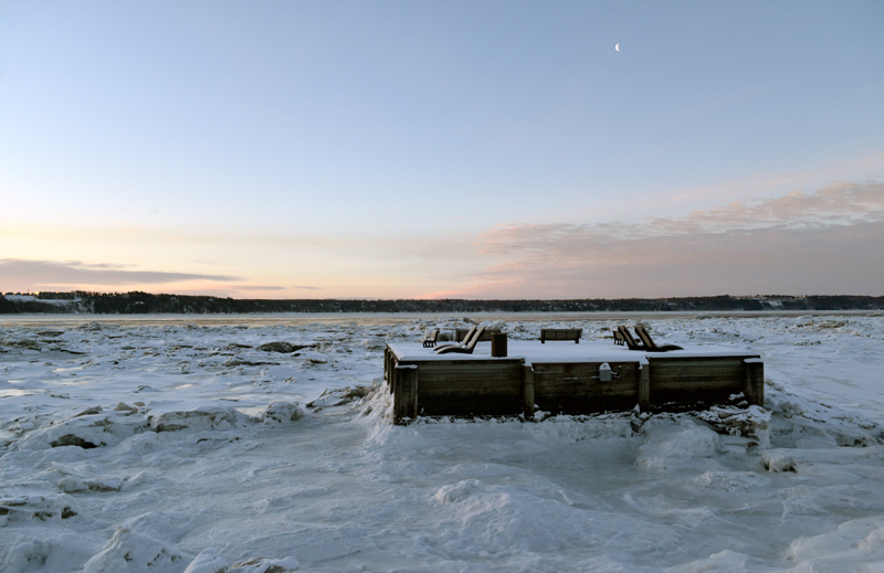 Le quai abandonné pour l'hiver