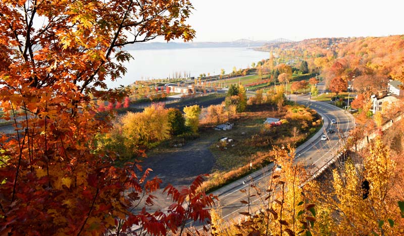 La vue sur le fleuve, sentier des Gd Domaines de Sillery