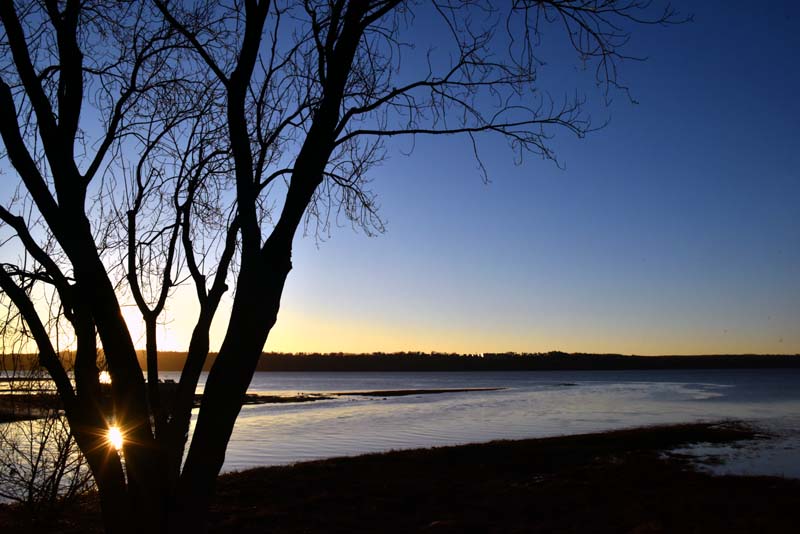 Cap Rouge , regard sur le fleuve