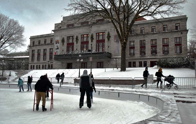 Place d'Youville et le Palais Montcalm