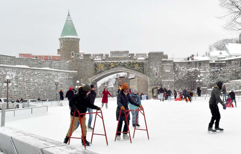 La patinoire Place d'Youville