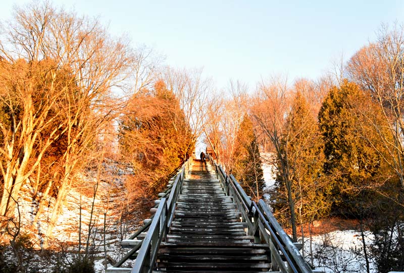 L'escalier au pied du Cap blanc