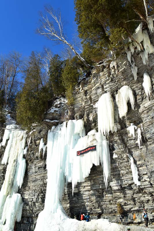 Scènes du festiglace 2025 de Pont-Rouge