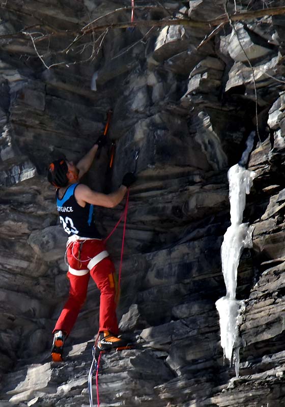 Scènes du festiglace 2025 de Pont-Rouge