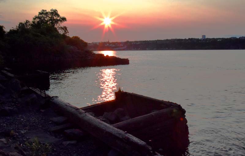 Le vieux quai du Bassin Brown