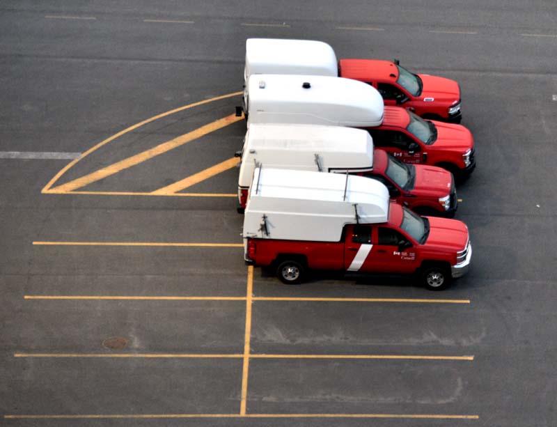 4 pick-ups mal stationnés