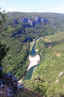 2018078313 Middle Ardeche Gorge.jpg
