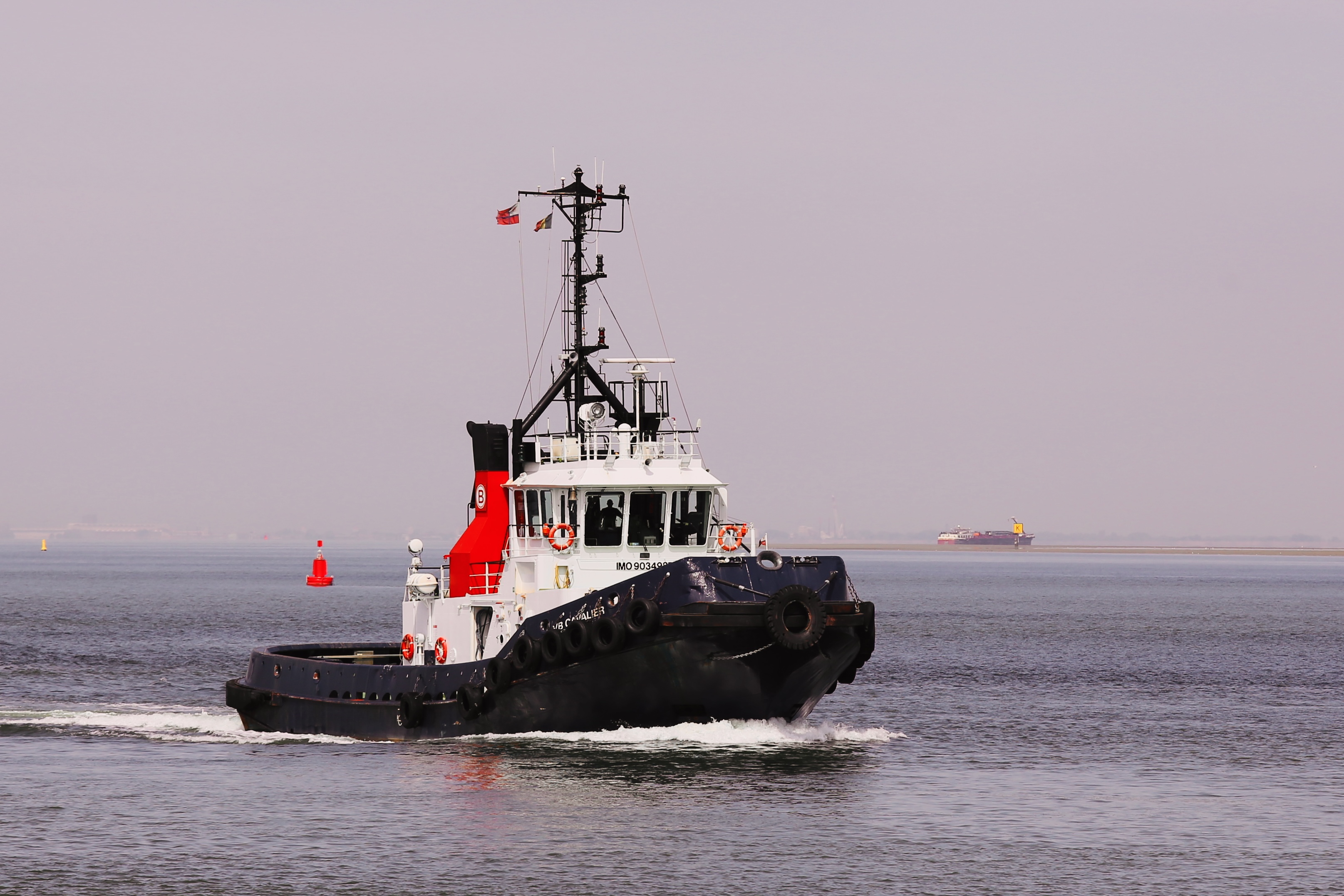 VB Cavalier seen close to the Terneuzen shoreline.(10/7/25)