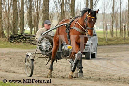 _MBF1423.jpg