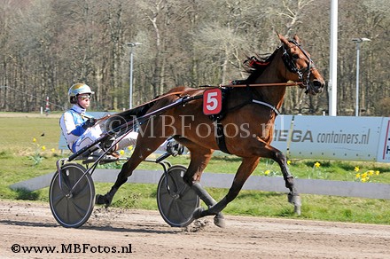 Koers 3. Malou Vredebest1.jpg