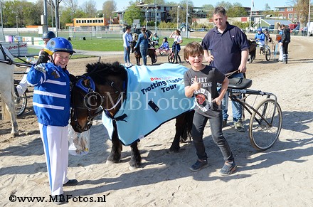 Minikoers 2. Zack van Aart met Odessa2.jpg