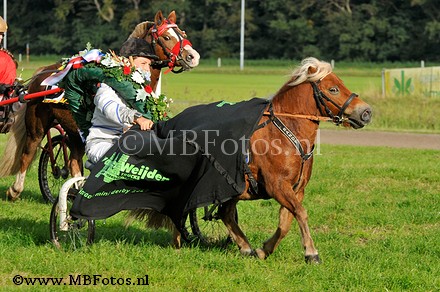 Minikoers. Helen Swann met Sandy5.jpg