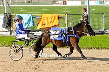 Minikoers 1. Jill Obermeijer met Odessa1.jpg