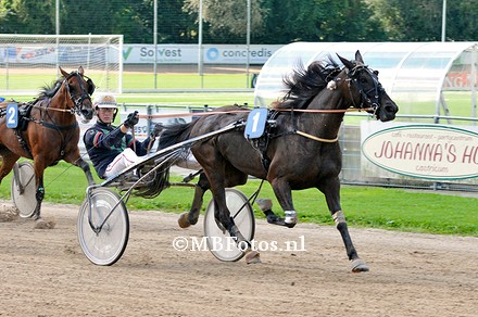 Koers 2. Ottey Black1.jpg