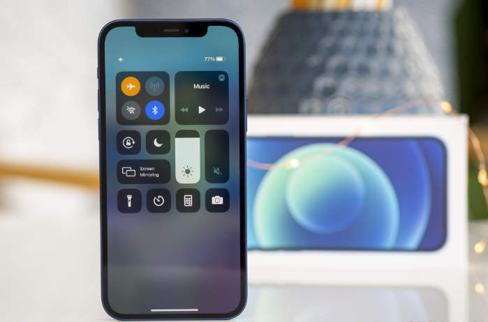 Giá thay màn hình iPhone 13 Pro Max hết bao nhiêu? Nguyên nhân và biện pháp