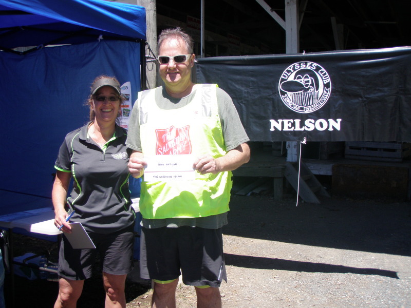 201128 Nelson Toy Run 110 Raffle prize winner Richard.jpg